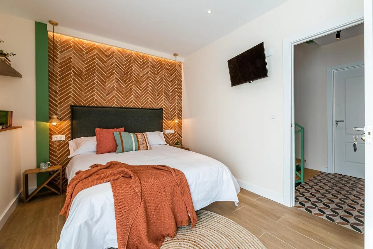 Vestal Suites Domo Cambrils 0*,