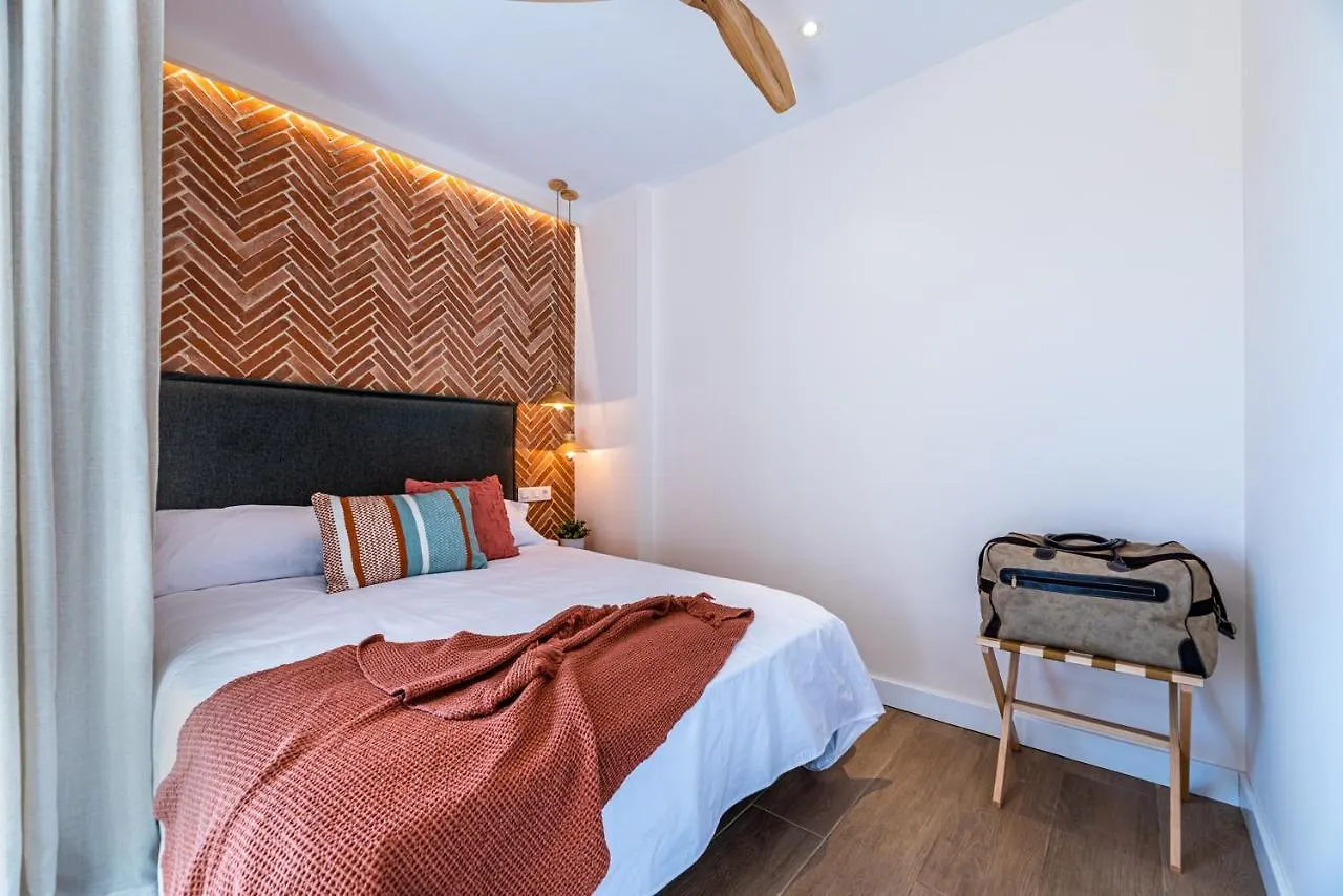 Vestal Suites Domo Cambrils 0*,